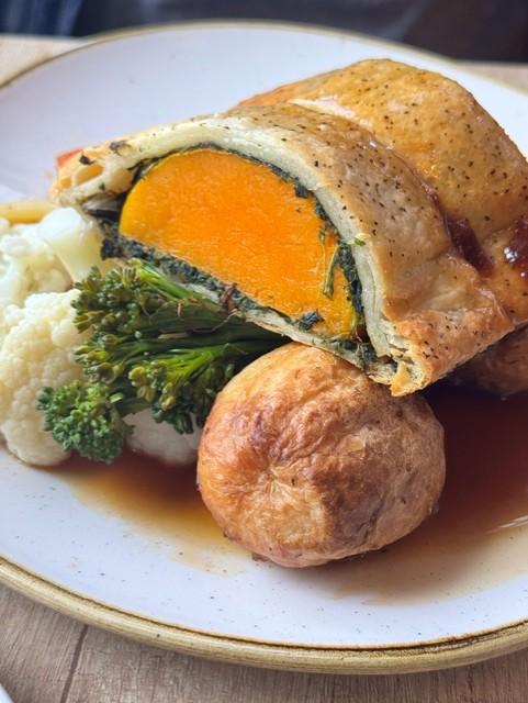 yemi-weetons-squashwellington