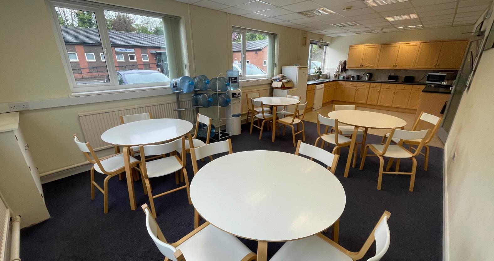 web-scotton-business-centre-kitchen