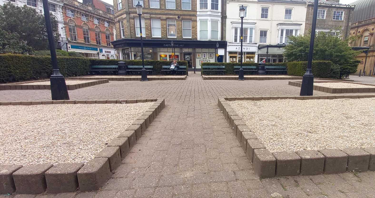 harrogate-gravelflowerbeds1