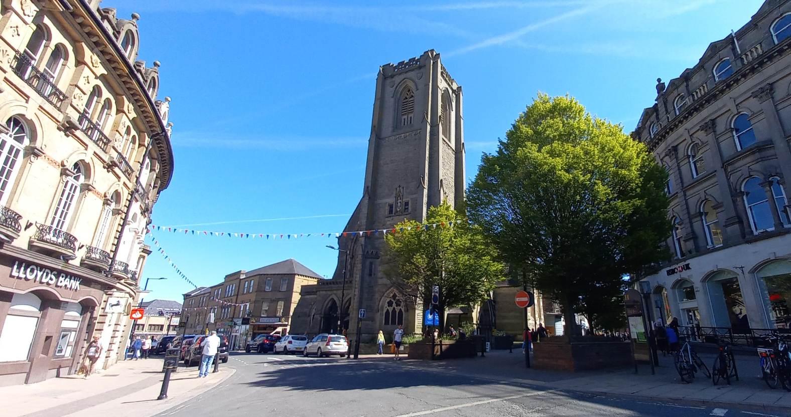 harrogate-stpeterschurch-spring