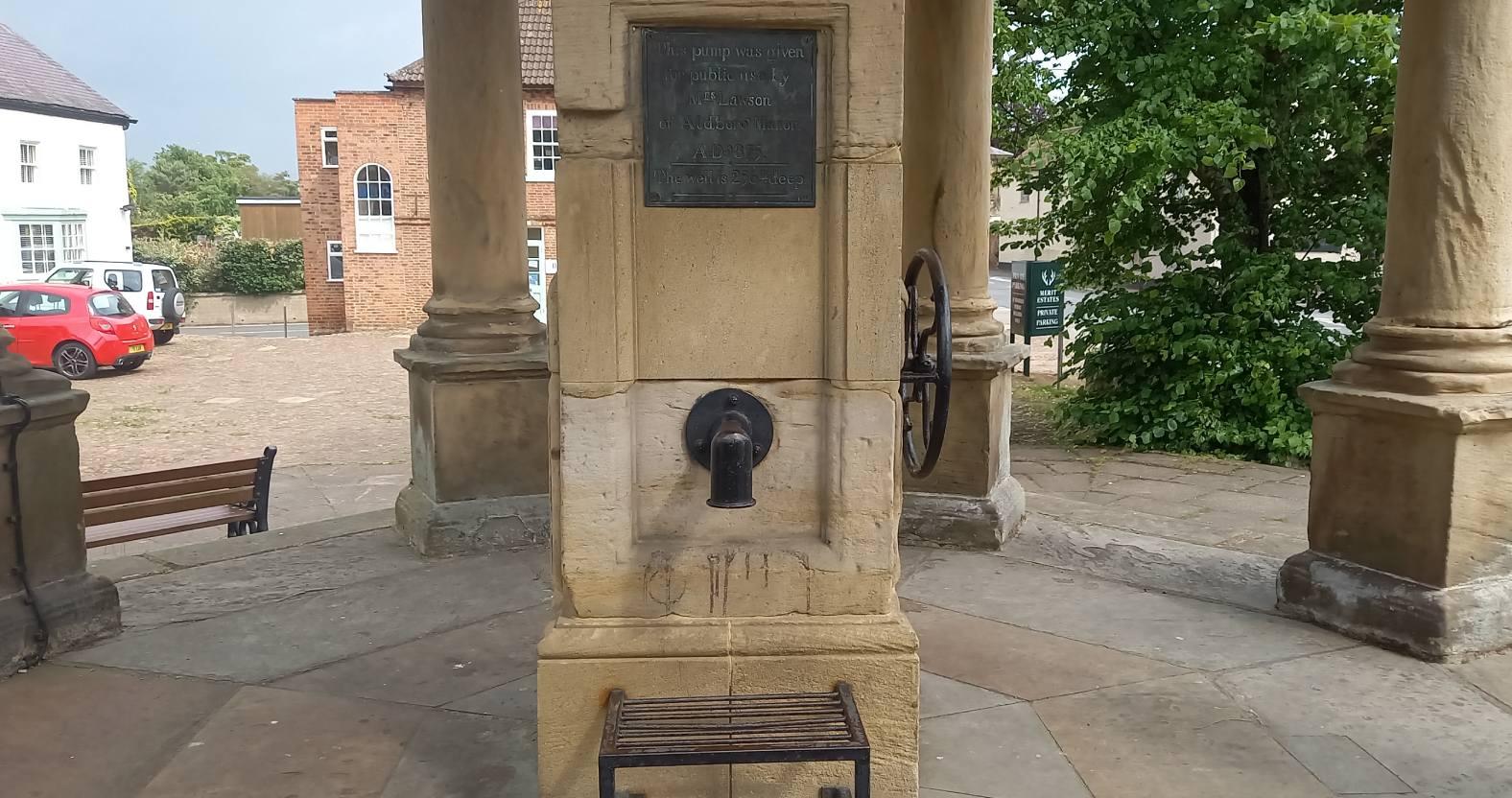 boroughbridge-townpump-close