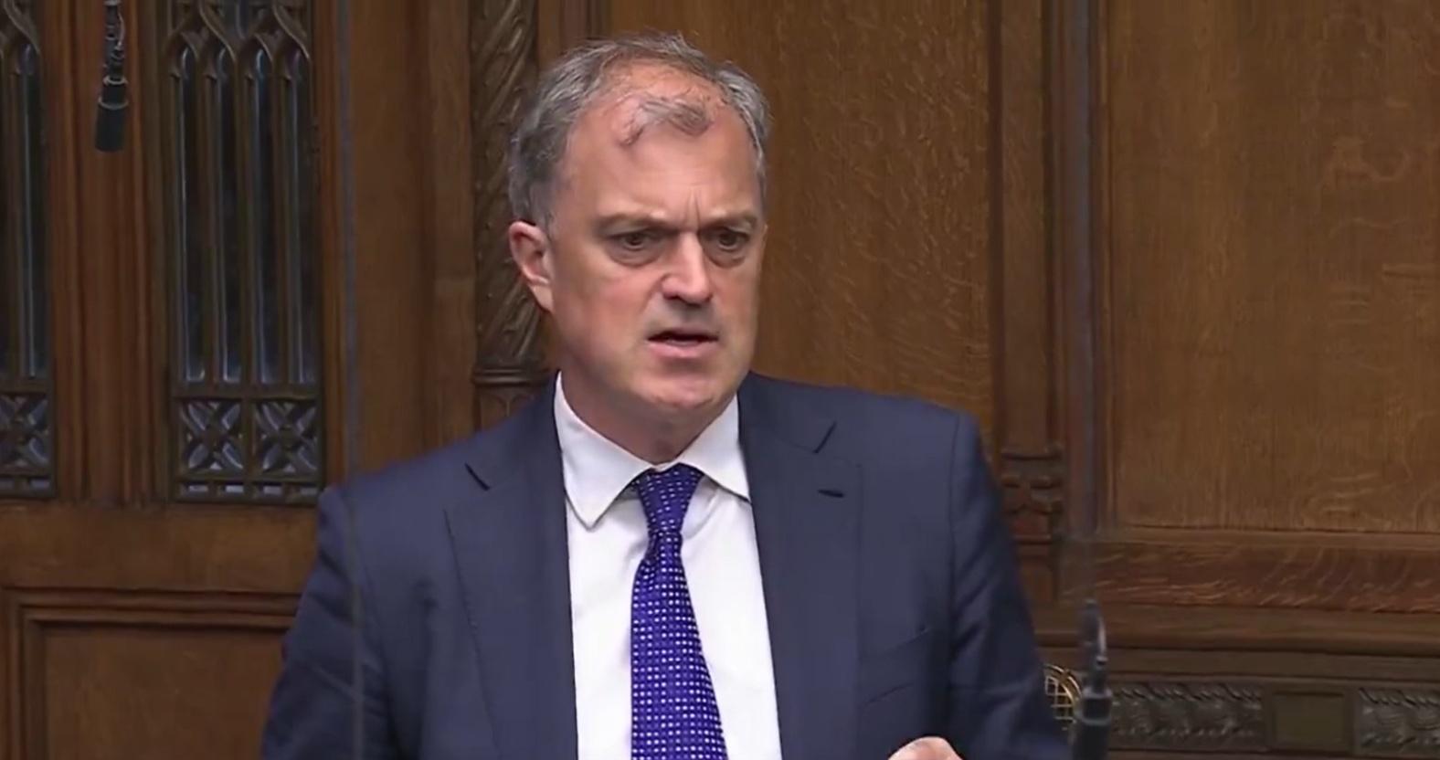 juliansmithmp-commons-close