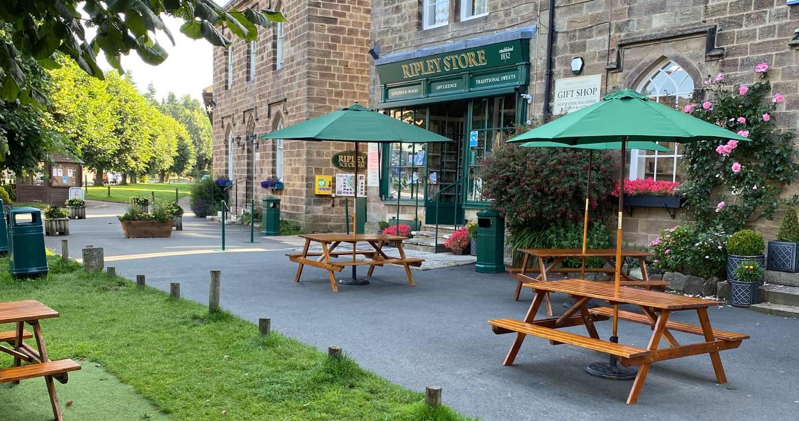 ripleystore-picnicbenches