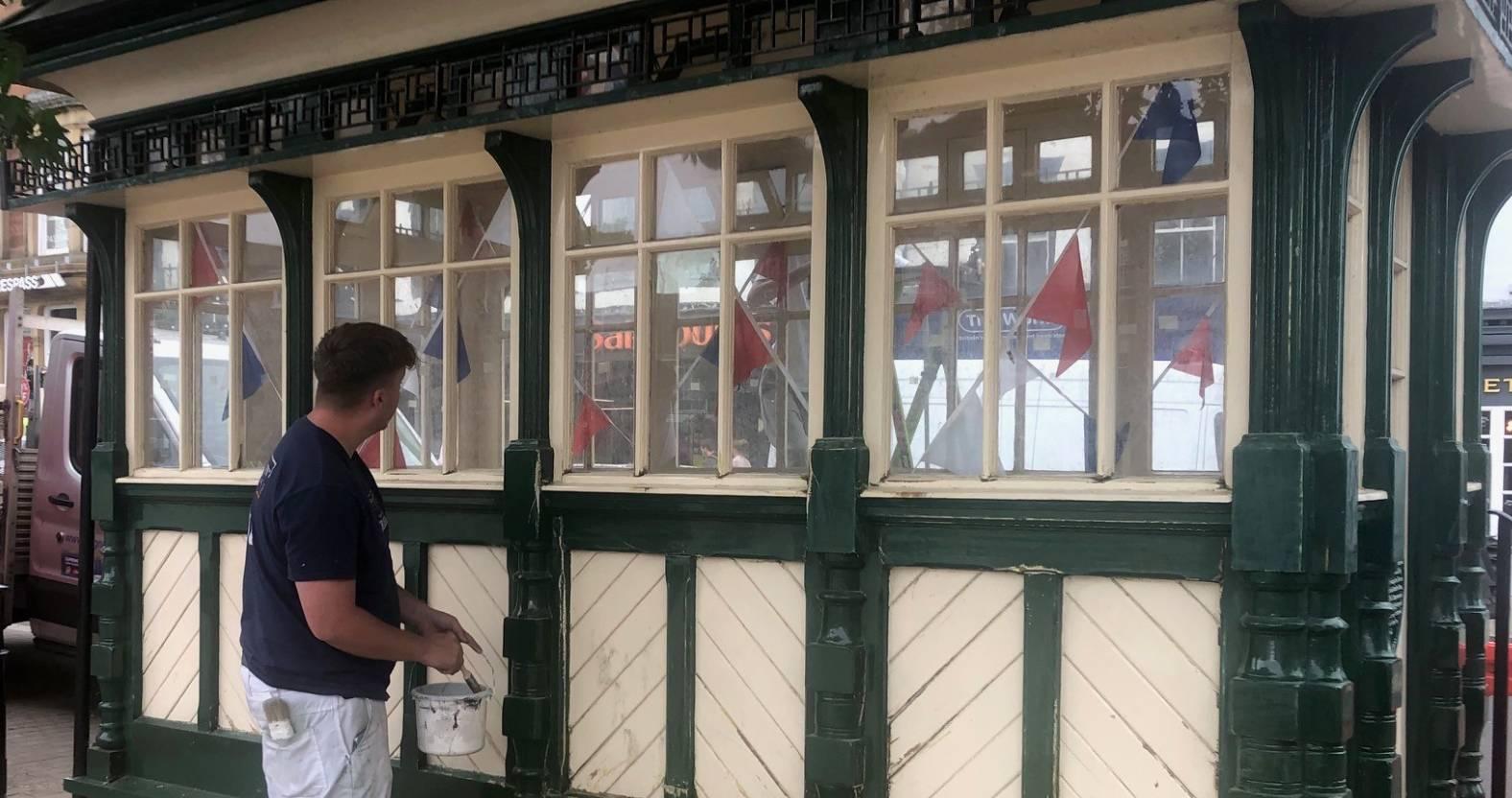 ripon-18-aug-2025-harvey-rushtons-painting-cabmens-shelter