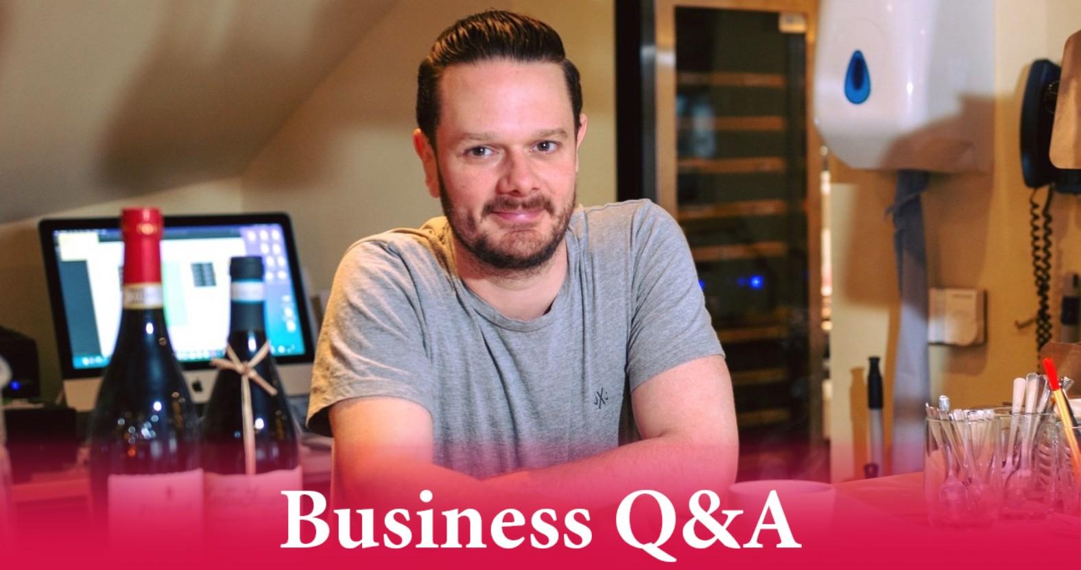 valentinos-rickjones-strap