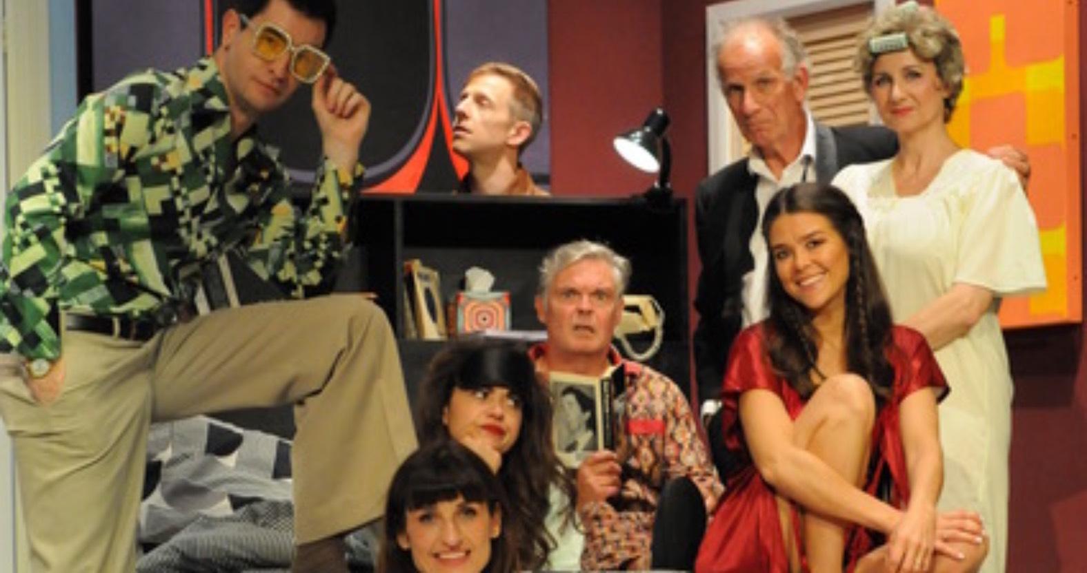 web-harrogate-theatre-bedroom-farce