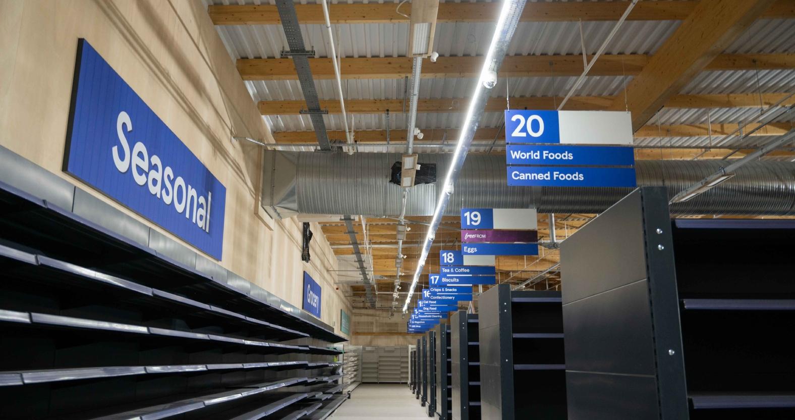 2025-10-09-tesco-harrogate-245