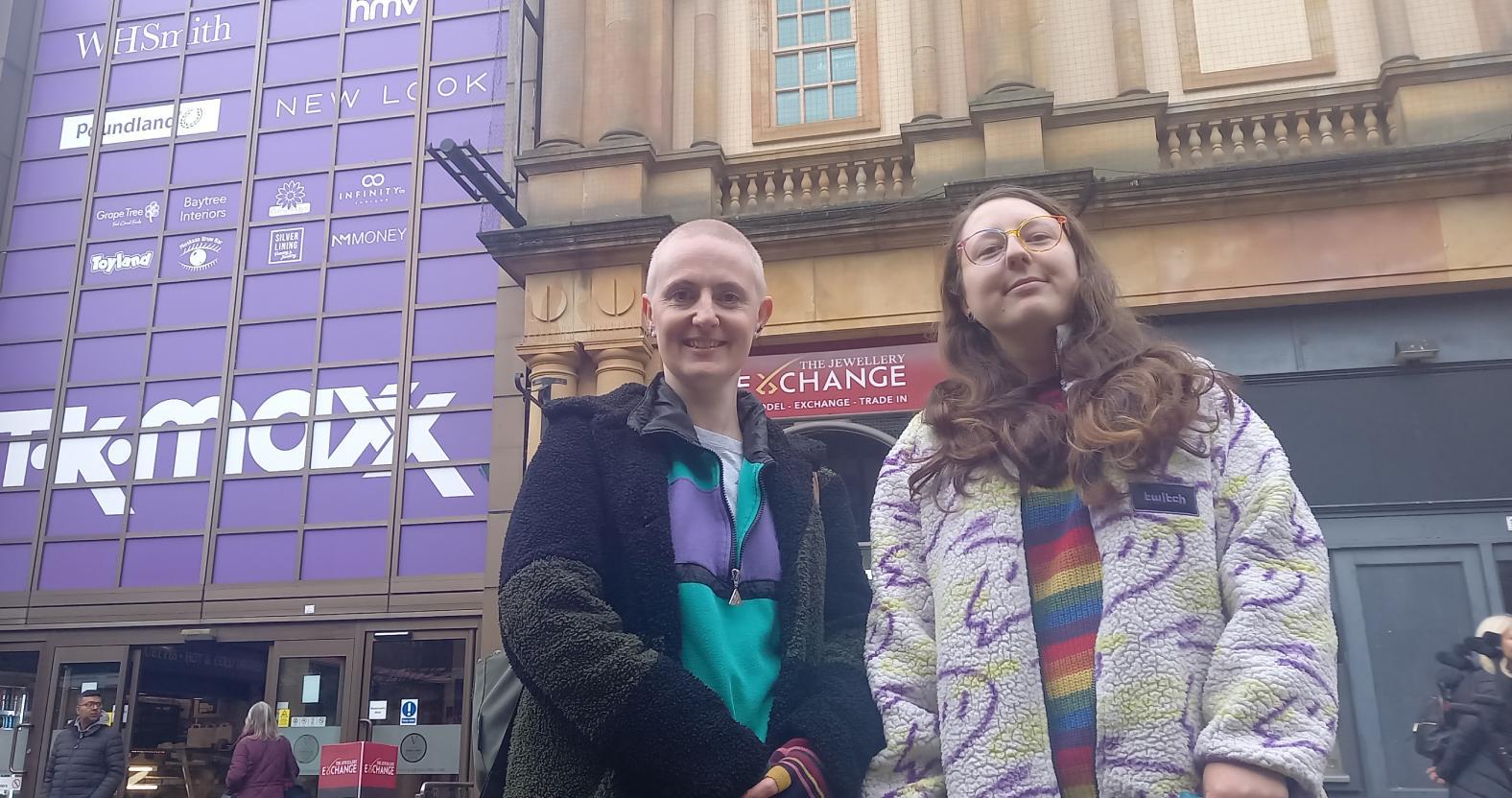 pigeons-samcrickgracemaltonsinagoga