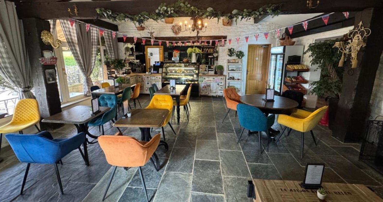 toadhallemporium-coffeeshop