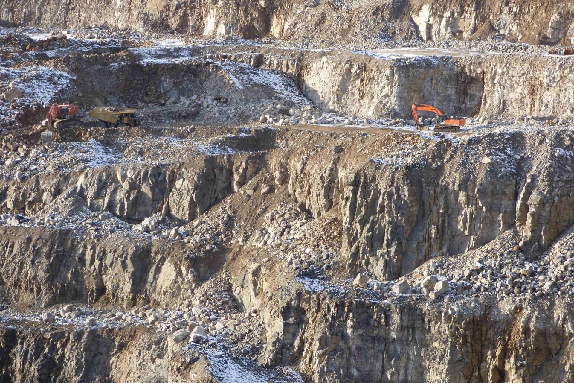 coldstonescut-tinydiggers