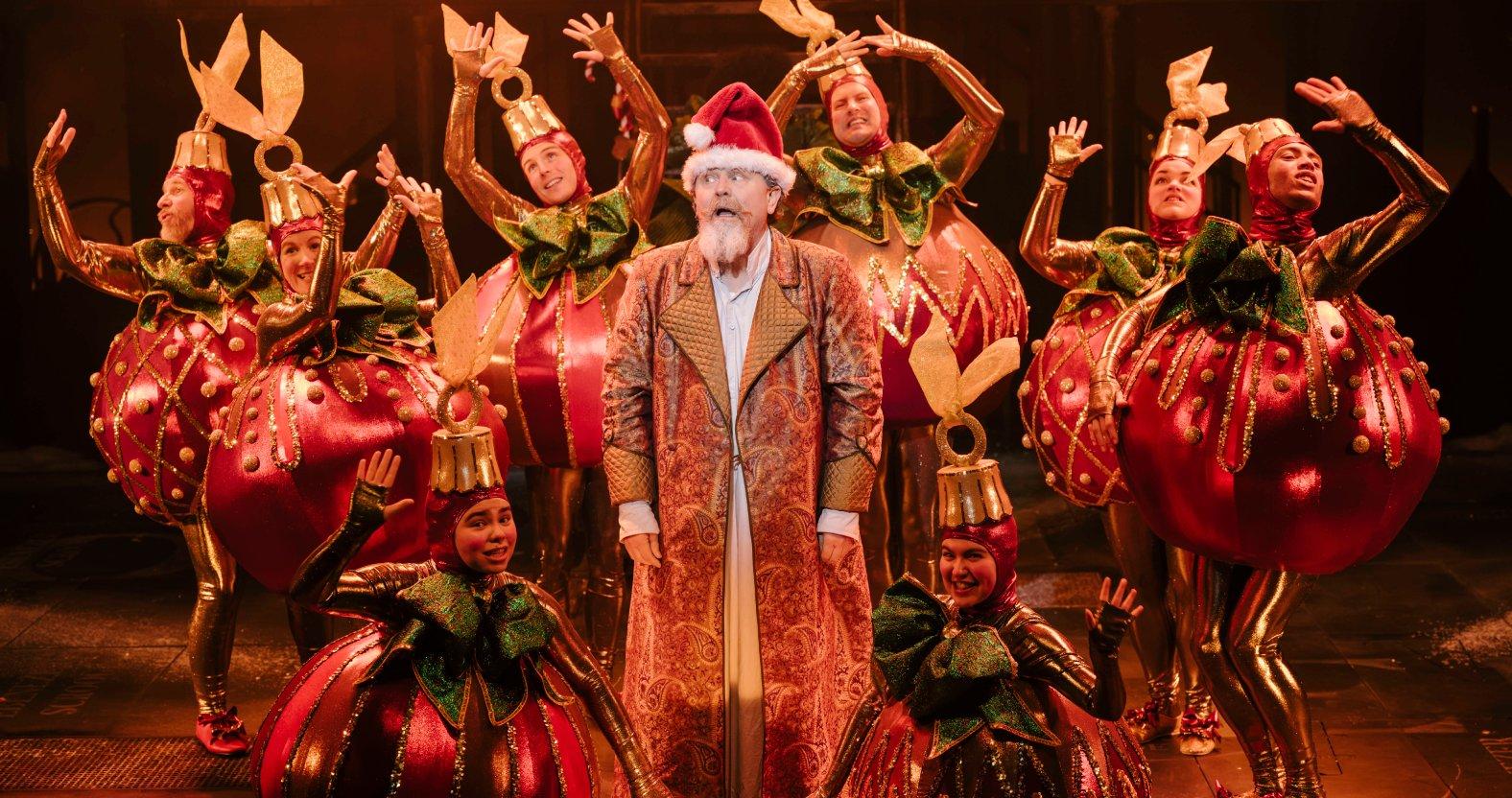 reece-dinsdale-ebenezer-scrooge-with-a-christmas-carol-company-photo-by-charlie-swinbourne-1