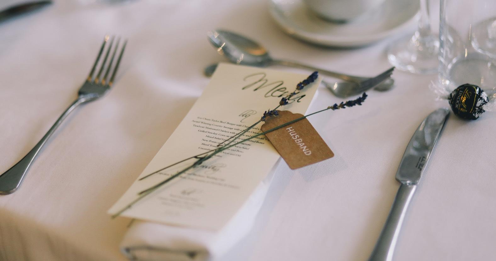 lcf-photos-by-lanty-peeh0wno0km-unsplash