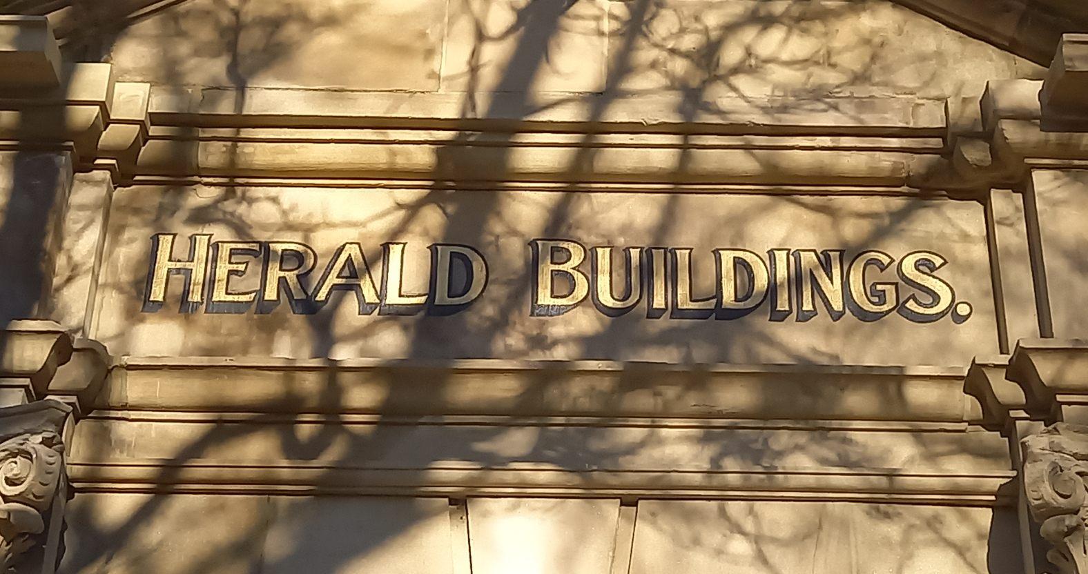 harrogate-heraldbuildings-sign