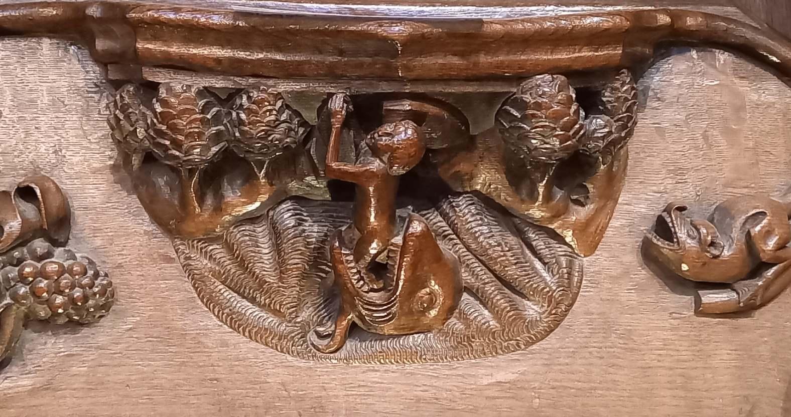 riponcathedral-misericord-fisheatingman