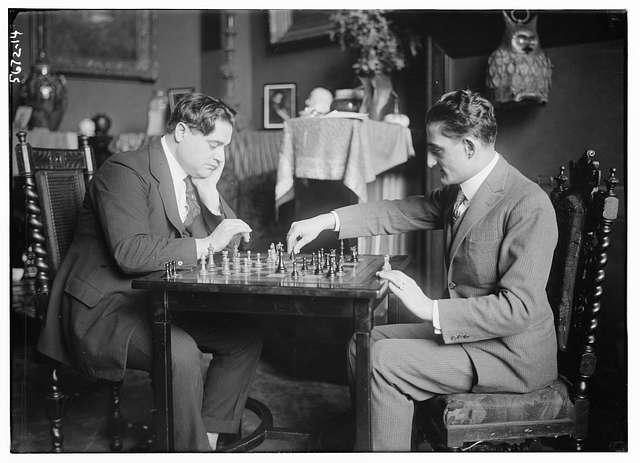 men-playing-chess-ca6e37