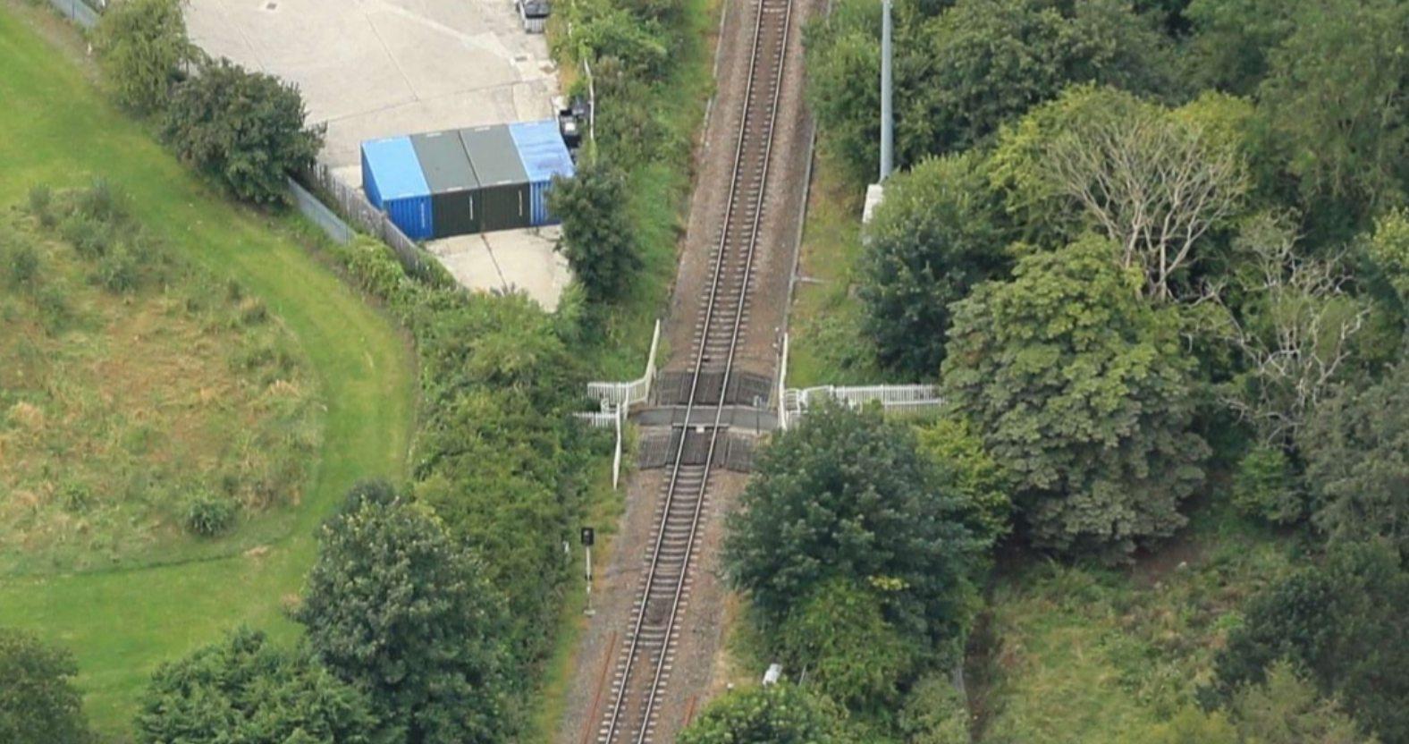 knaresborough-frogmirelanelc