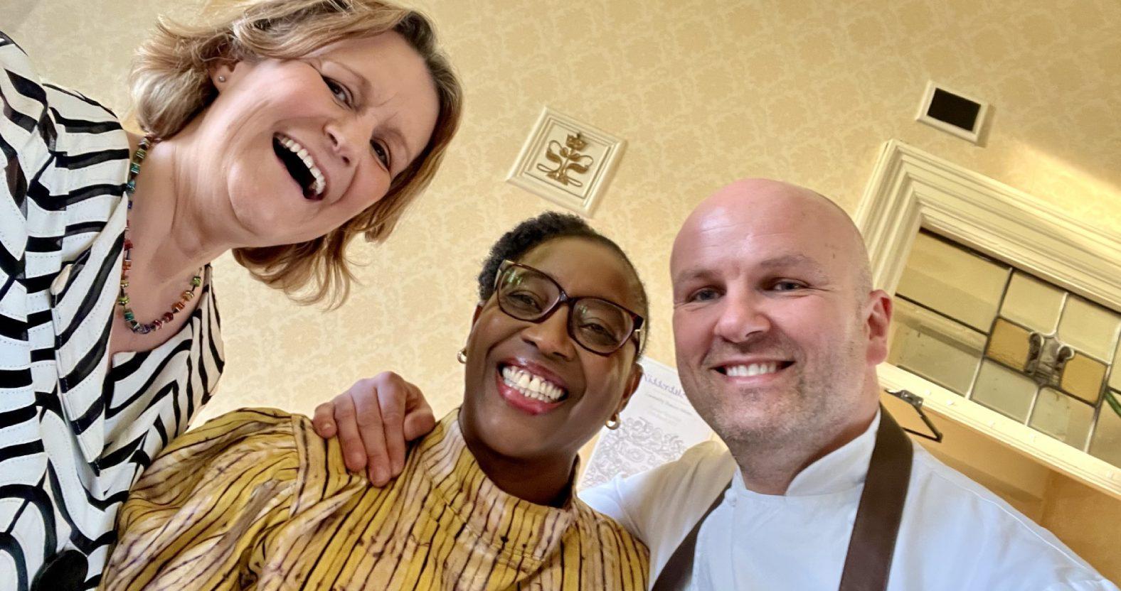 yemi-nidderdalefeast-moonwilliams