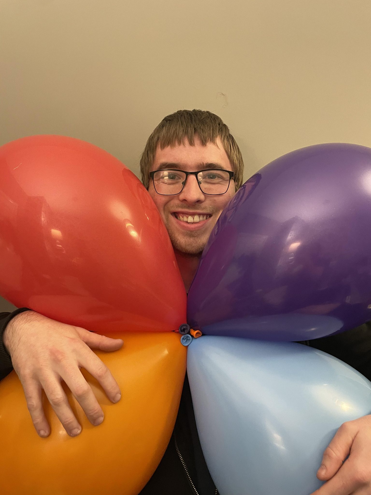 Killinghall man overcomes balloon phobia to launch new venture