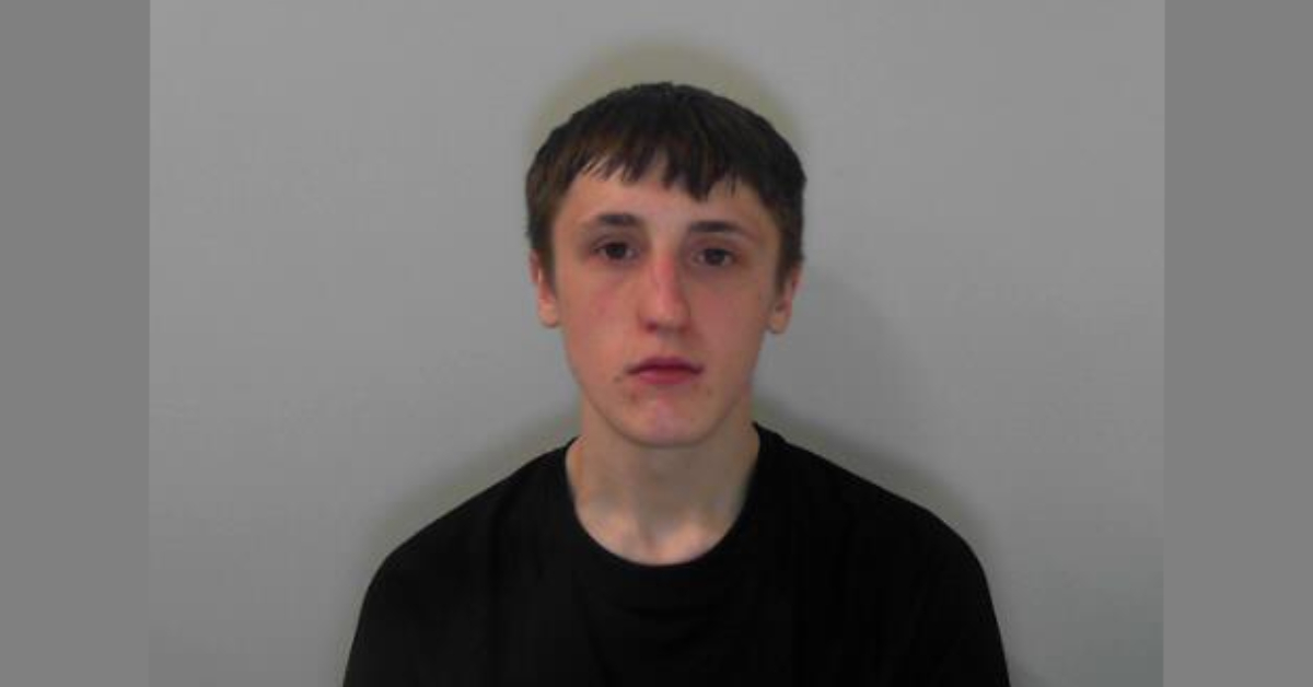 Harrogate teen jailed for terrifying knifepoint robbery